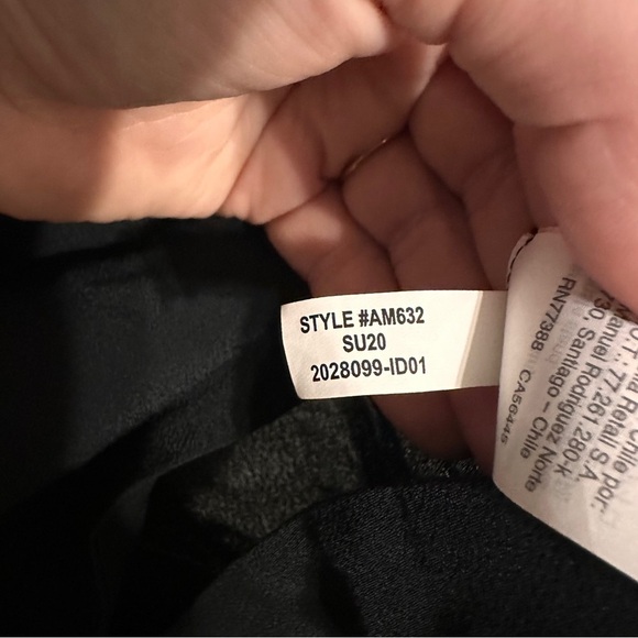 J Crew Drapey Scoopneck Button Short Sleeve Blouse size XL Black - Picture 5 of 6